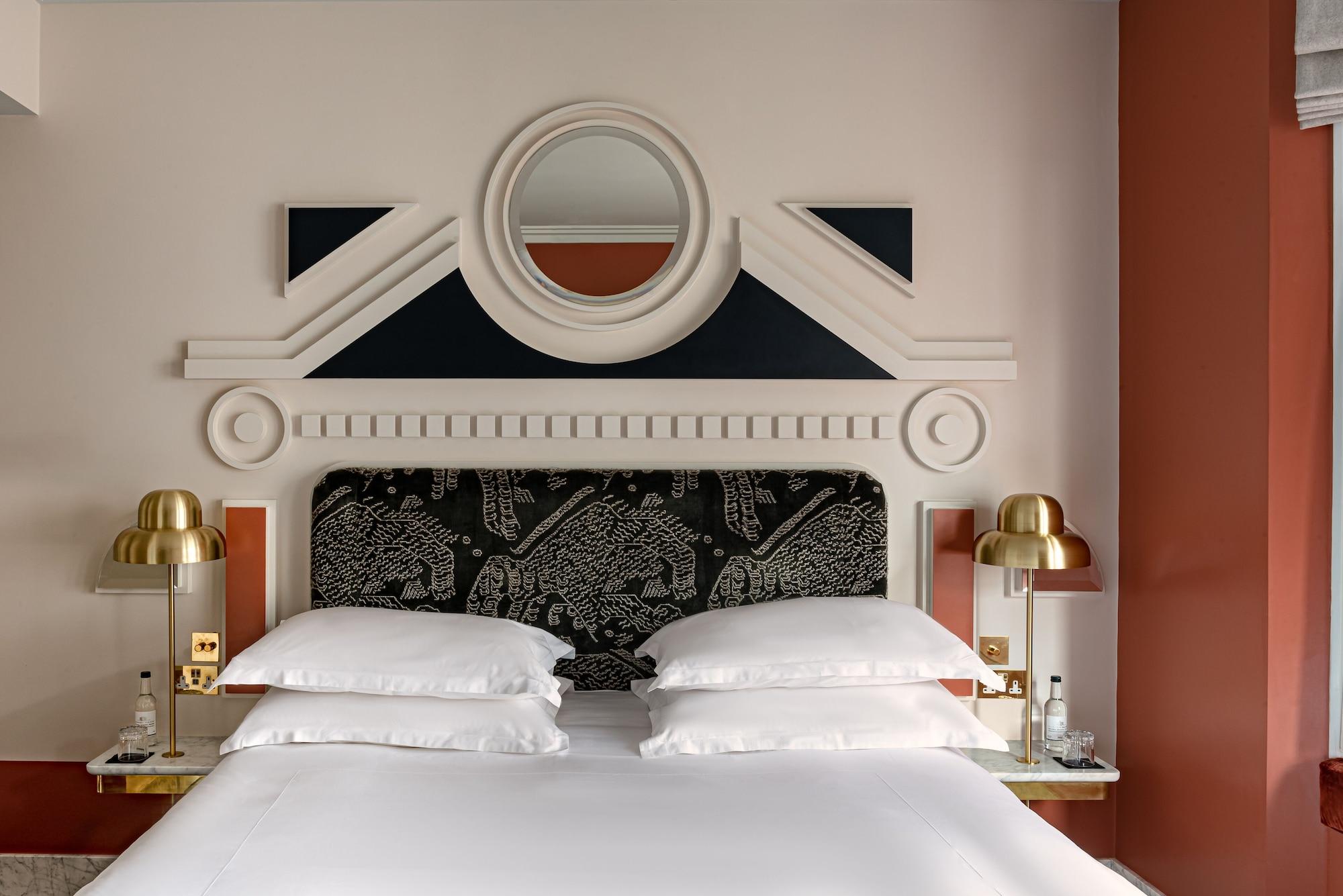 Henrietta Experimental Hotel Лондон Екстериор снимка