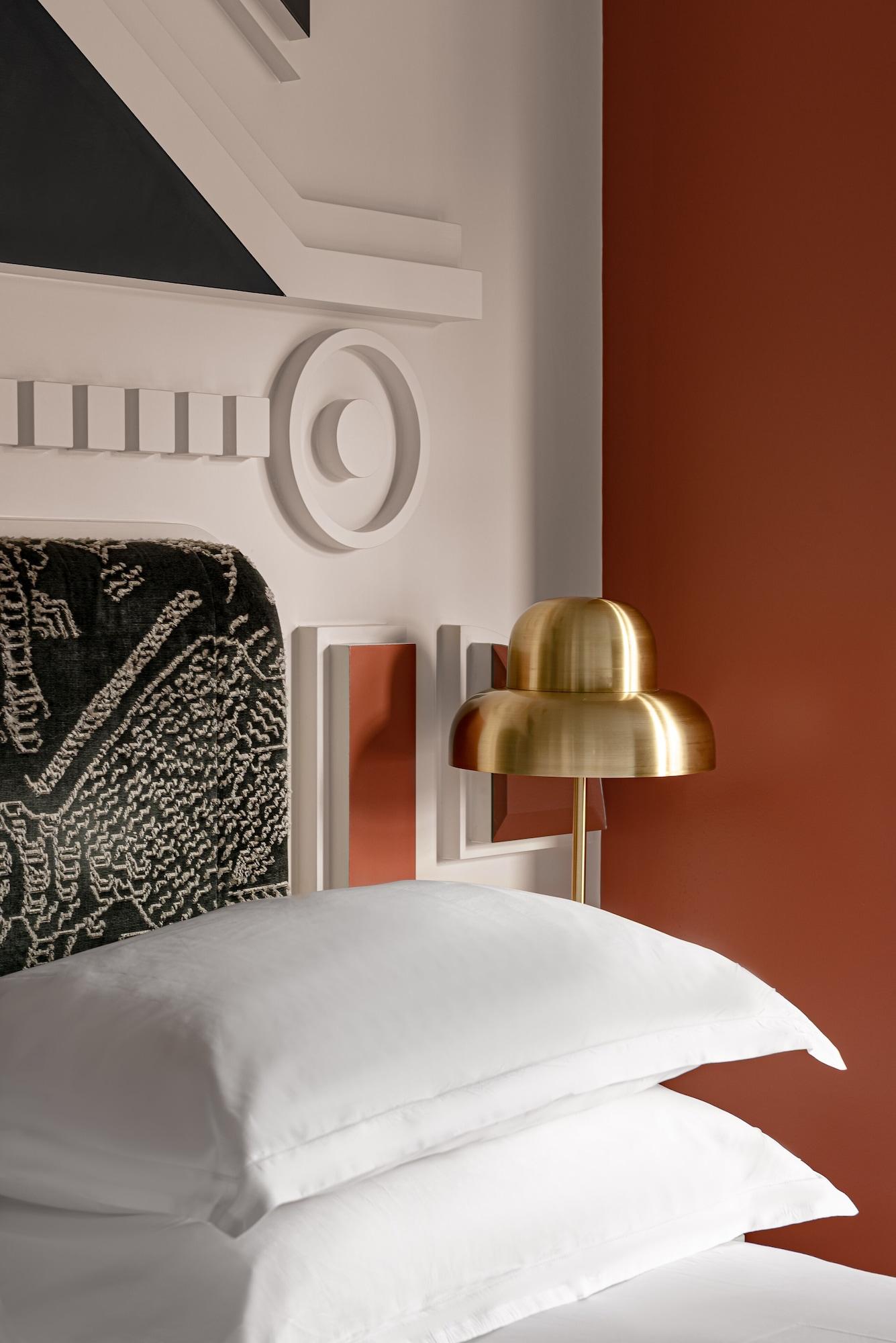 Henrietta Experimental Hotel Лондон Екстериор снимка