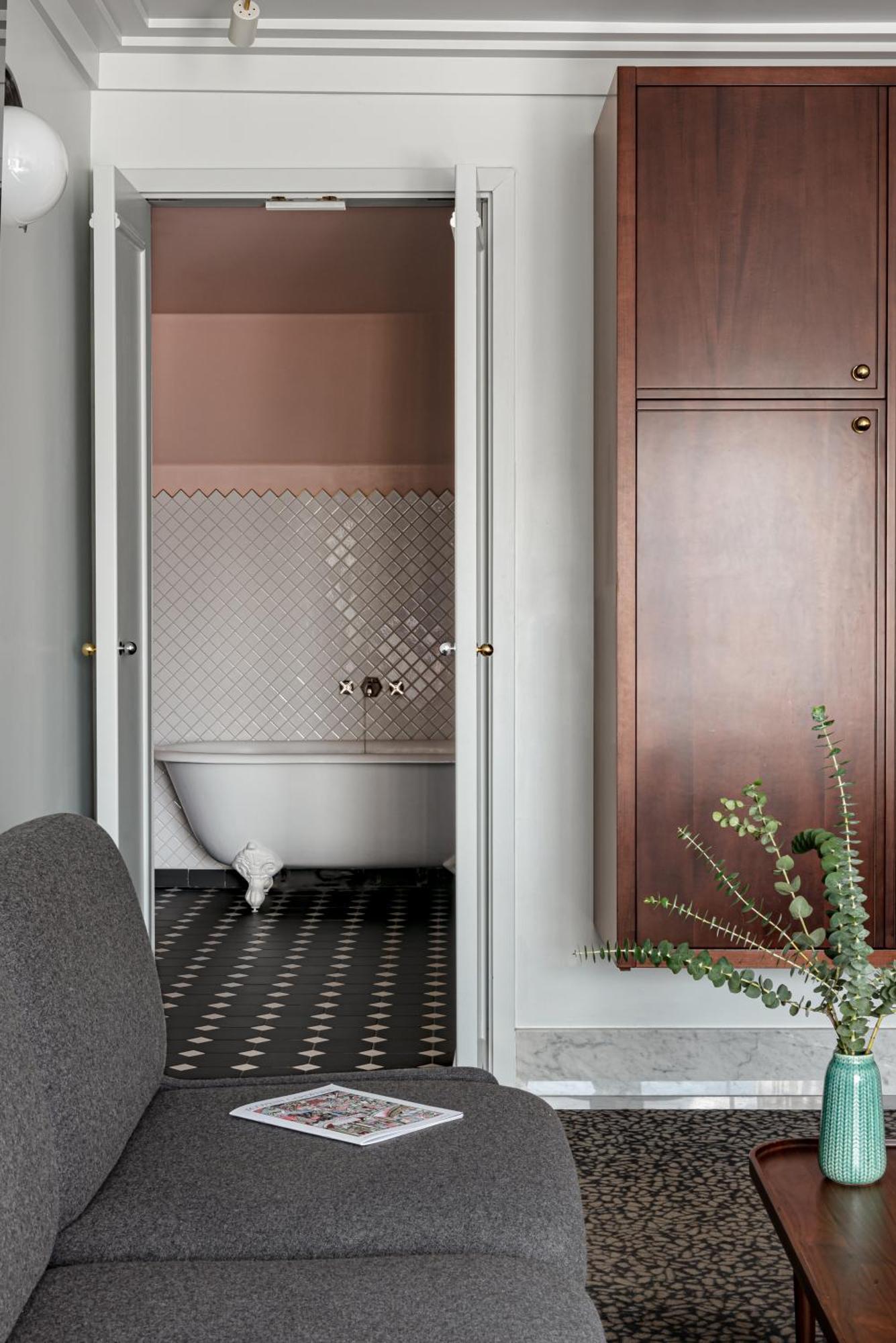 Henrietta Experimental Hotel Лондон Екстериор снимка