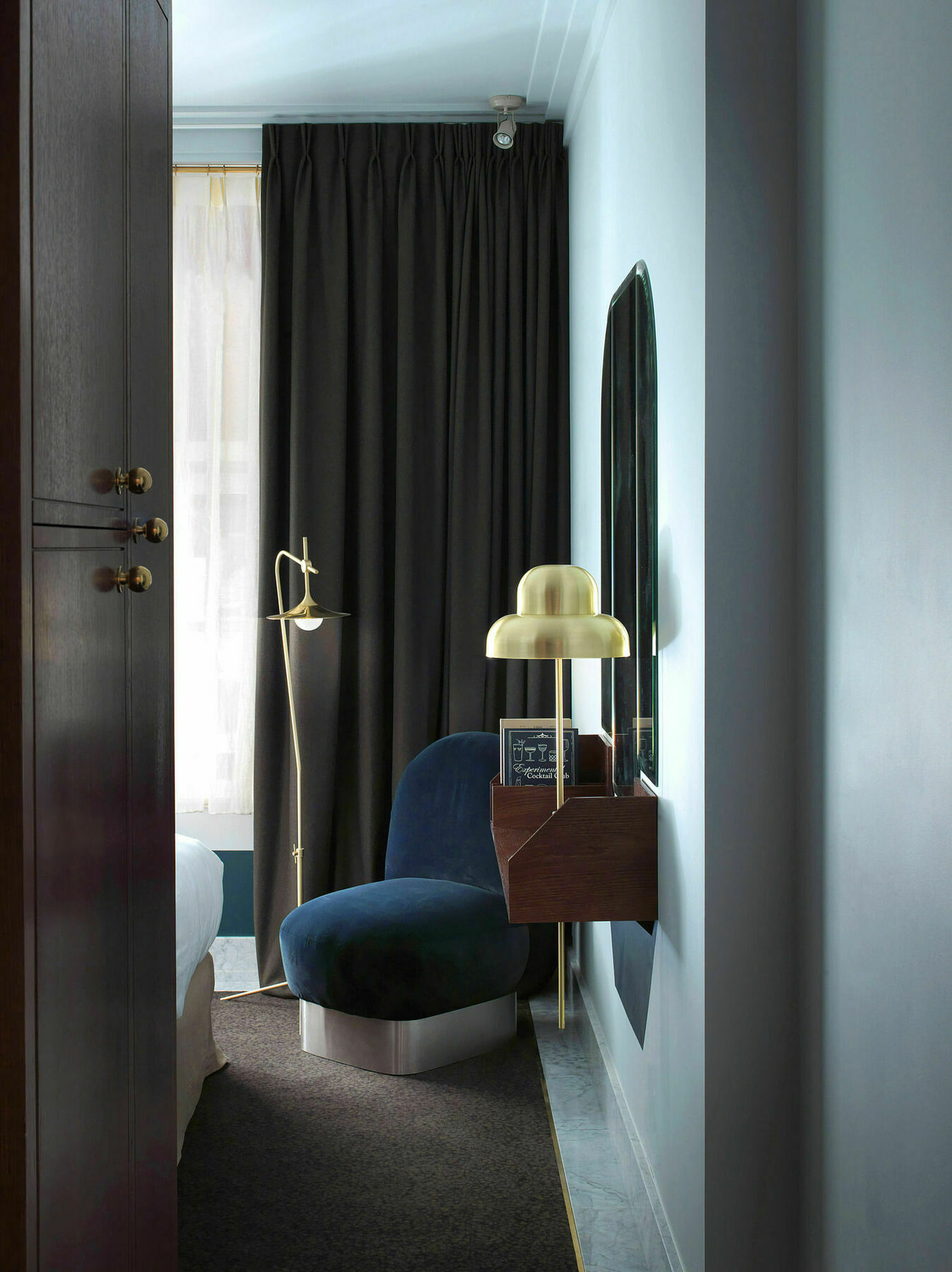 Henrietta Experimental Hotel Лондон Екстериор снимка