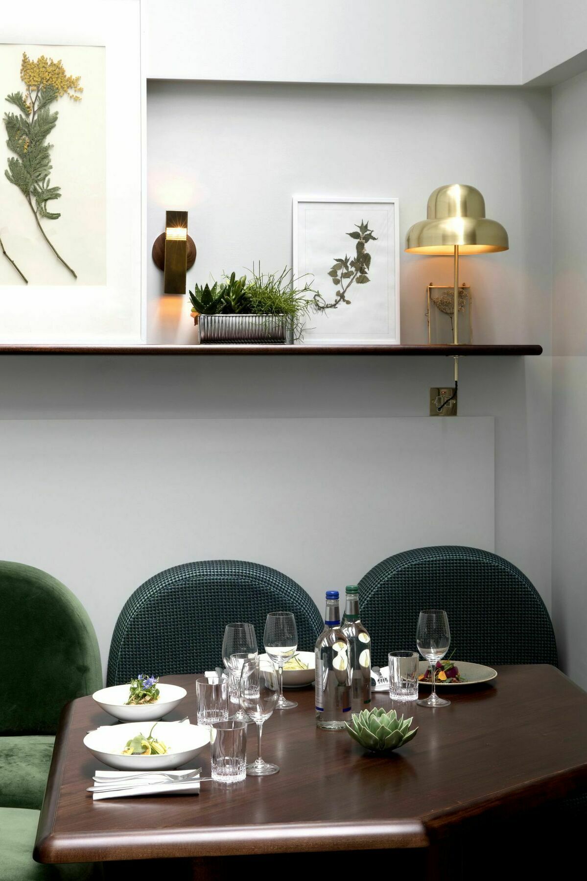 Henrietta Experimental Hotel Лондон Екстериор снимка